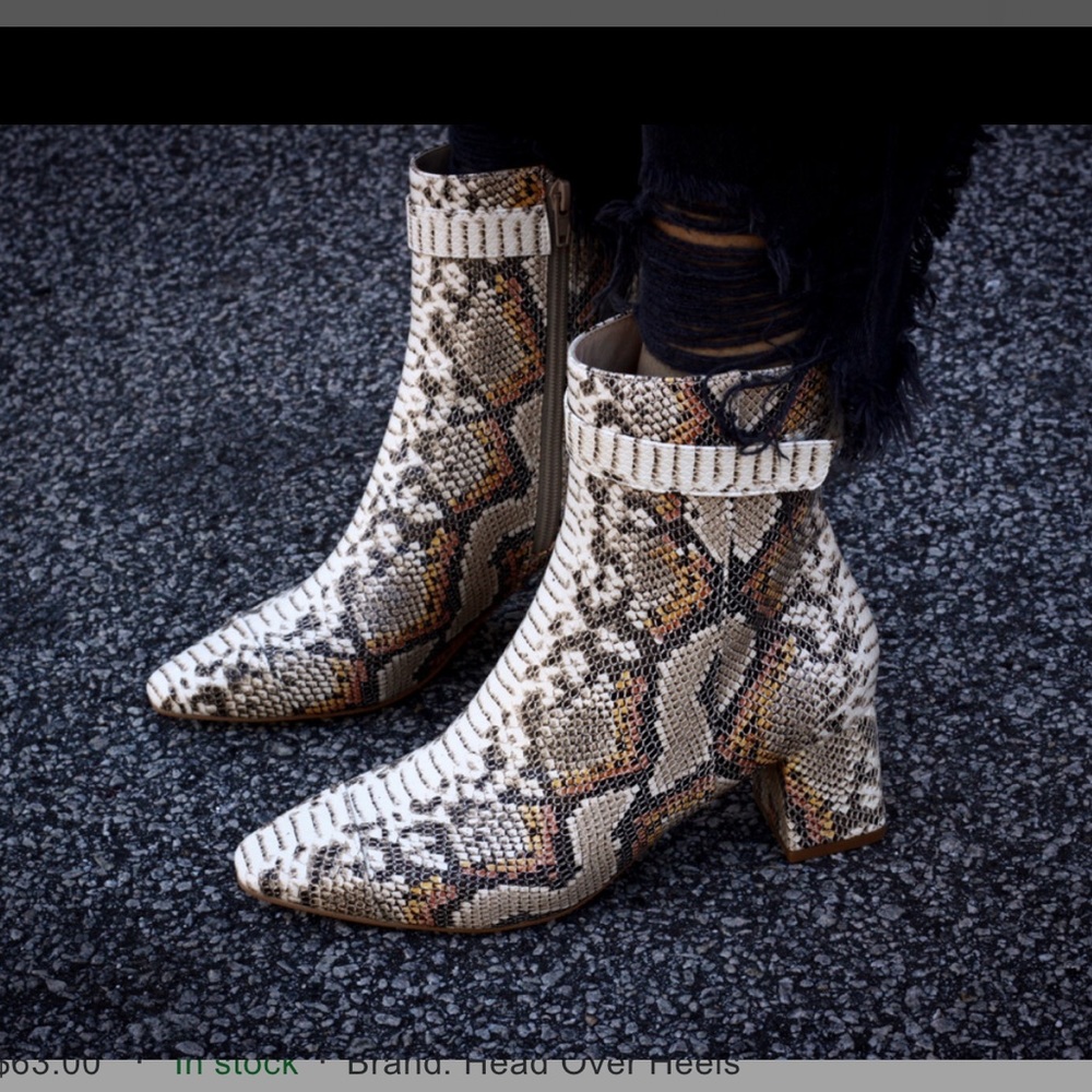 Coconuts by Matisse snakeskin booties size 8